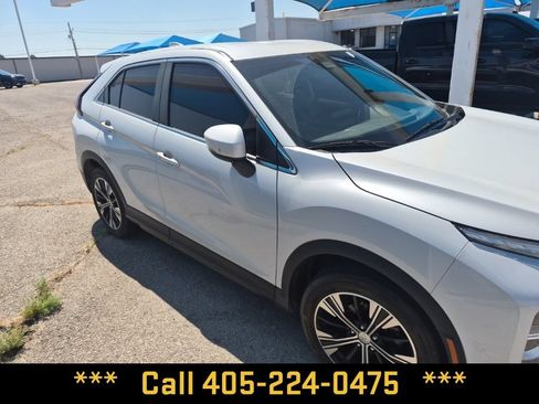Used 2022 Mitsubishi Eclipse Cross SE FWD image 19