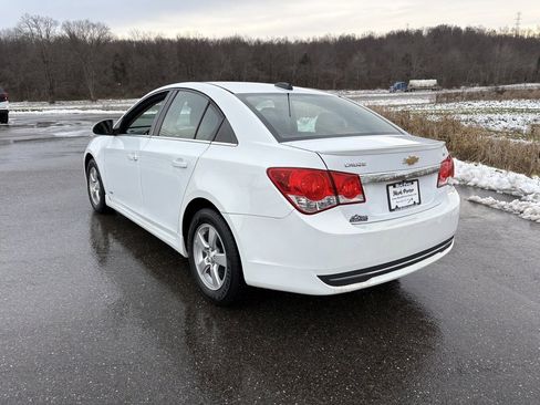 Used 2016 Chevrolet Cruze LT image 3