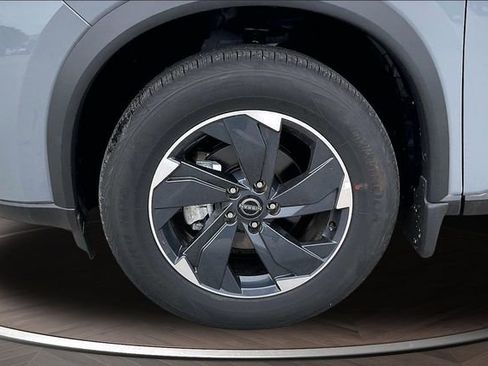 New 2026 Nissan Rogue SV AWD/4WD image 12