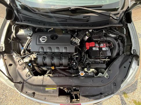 Used 2014 Nissan Sentra SR w/ SR Driver Package FWD image 37