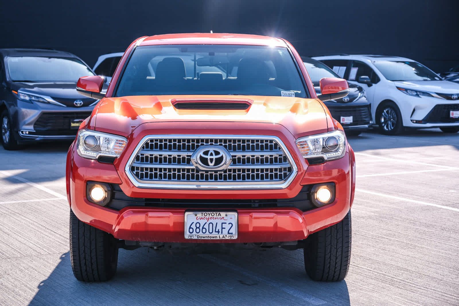 Certified 2017 Toyota Tacoma TRD Sport w/ Tow Package AWD/4WD image 2