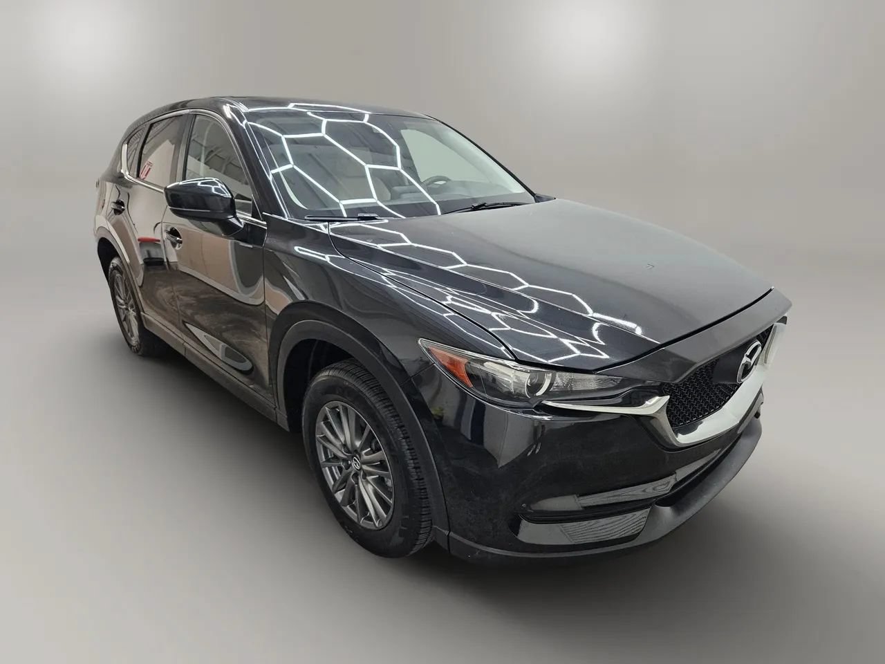Used 2017 MAZDA CX-5 Sport FWD image 1