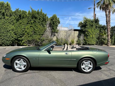 Used 1999 Jaguar XK8 Convertible RWD image 34