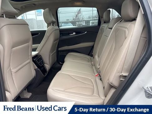 Used 2023 Lincoln Nautilus Reserve w/ Luxury Package image 13