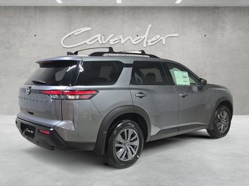 New 2026 Nissan Pathfinder SV image 16