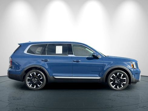 Certified 2023 Kia Telluride SX image 3