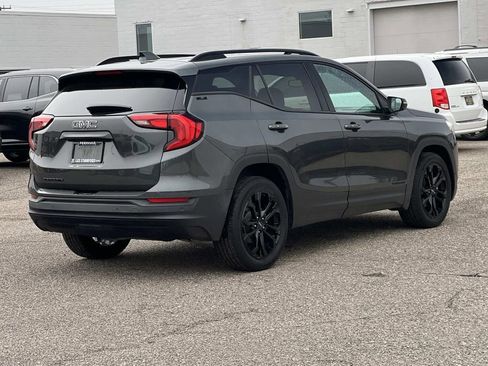 Used 2020 GMC Terrain SLE w/ Driver Convenience Package image 7