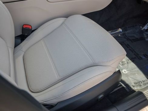 New 2026 Mercedes-Benz C 300 4MATIC Sedan image 32