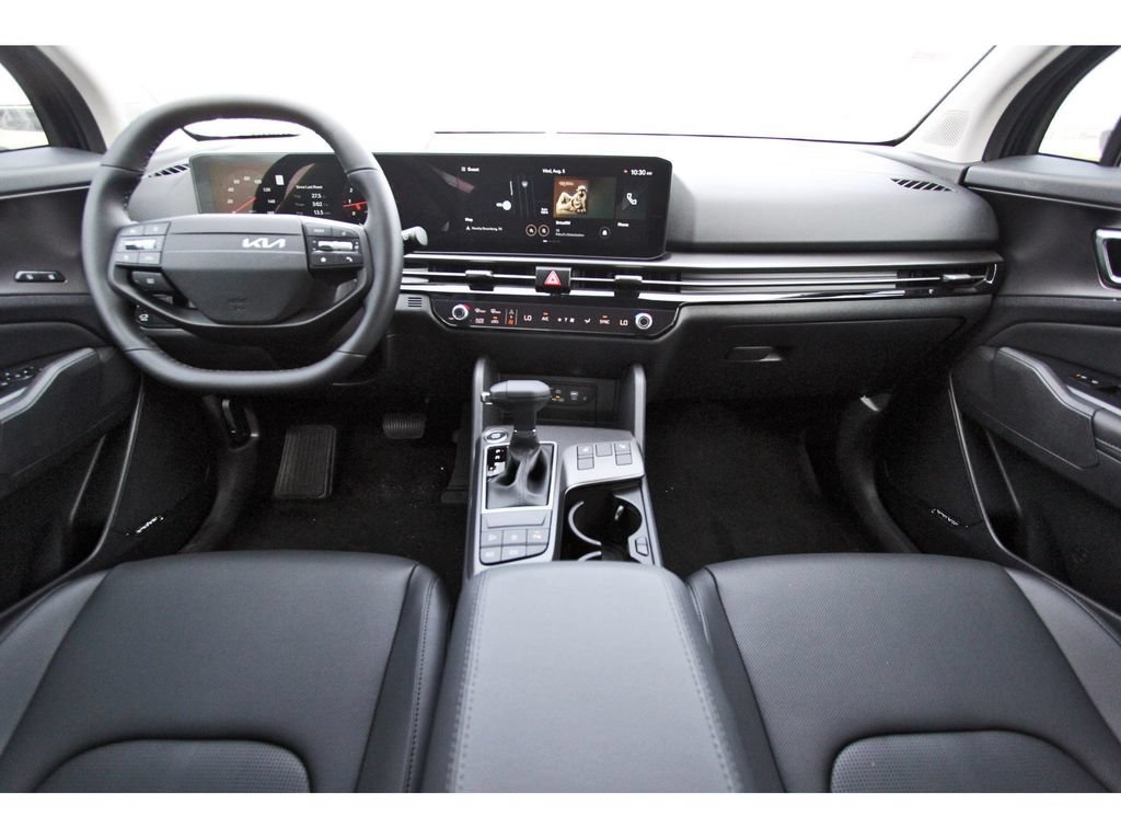 New 2026 Kia Sportage SX FWD image 10