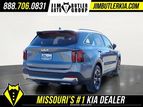 Used 2024 Kia Sorento S image 30