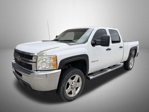 Used 2011 Chevrolet Silverado 2500 W/T w/ Snow Plow Prep Package AWD/4WD image 1