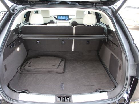 Used 2022 Lincoln Nautilus Black Label w/ Class II Trailer Tow Package image 21