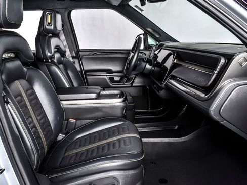 Used 2024 Rivian R1S Adventure AWD/4WD image 24