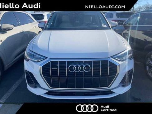 Used 2025 Audi Q3 2.0T Premium image 1