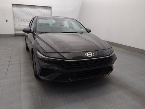 Used 2024 Hyundai Elantra SEL image 14