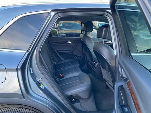 Used 2020 Audi Q5 2.0T Premium w/ Convenience Package image 30