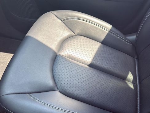 Used 2025 Chrysler Pacifica Select FWD image 17