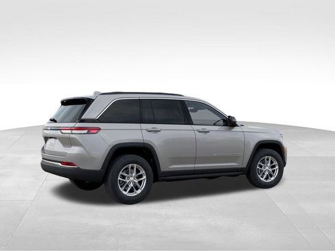 New 2026 Jeep Grand Cherokee Laredo X AWD/4WD image 5