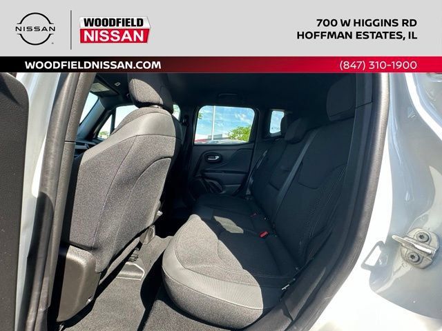 Used 2022 Jeep Renegade Altitude w/ Convenience Group AWD/4WD image 31