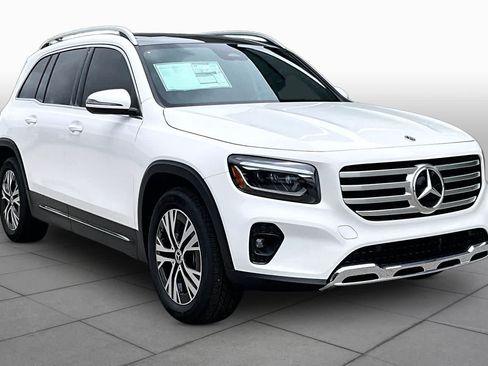 New 2026 Mercedes-Benz GLB 250 image 2