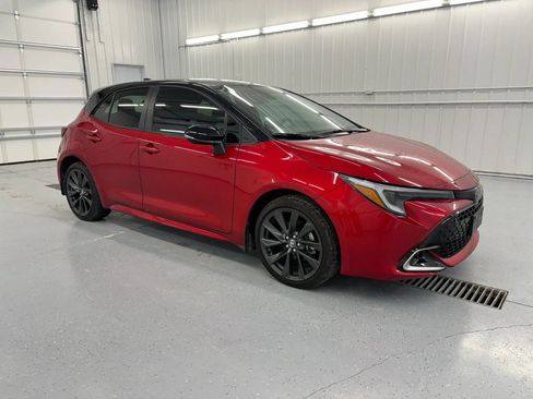 Used 2026 Toyota Corolla XSE FWD image 10