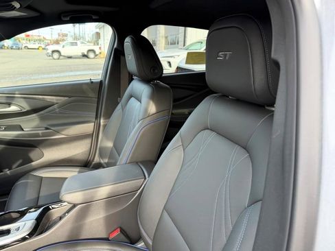 New 2026 Buick Envista Sport Touring w/ Convenience I Package image 10