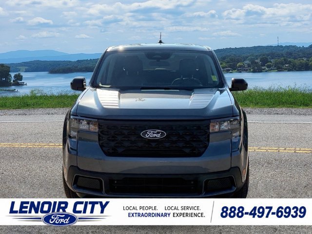 New 2026 Ford Maverick XLT w/ XLT Luxury Package FWD image 8