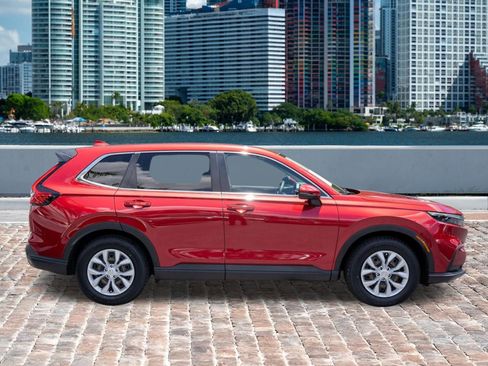 Certified 2025 Honda CR-V LX image 4