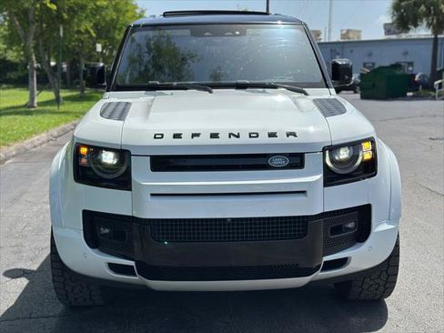 Used 2020 Land Rover Defender 110 SE AWD/4WD image 22