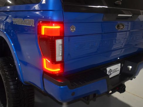 Used 2020 Ford F250 Lariat image 10