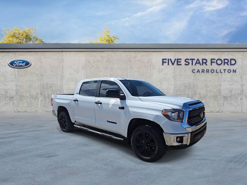 Used 2020 Toyota Tundra SR5 w/ SR5 Leather Package image 2