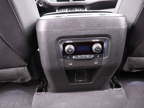 Used 2022 Chevrolet Tahoe LT w/ Luxury Package image 44