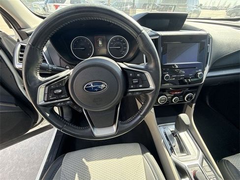 Used 2020 Subaru Forester Premium image 14