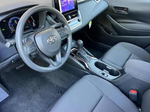 New 2026 Toyota Corolla LE FWD image 10
