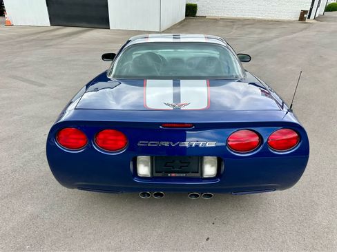 Used 2004 Chevrolet Corvette Z06 w/ Z06 Preferred Equipment Group image 6