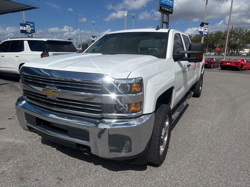 Used 2018 Chevrolet Silverado 2500 W/T w/ WT Convenience Package image 2