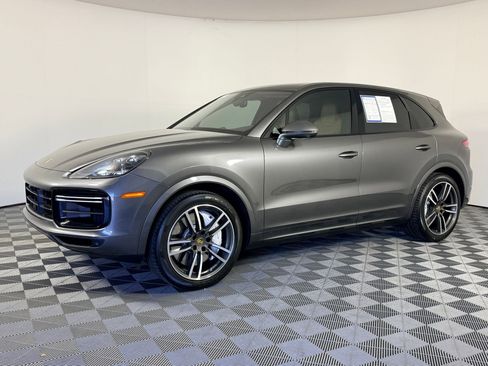 Used 2020 Porsche Cayenne Turbo image 1
