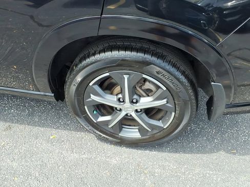 Certified 2024 Honda HR-V EX-L image 11