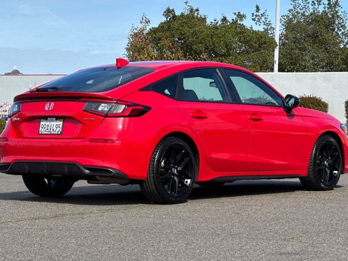 Used 2025 Honda Civic Sport image 2