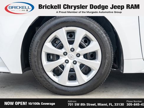 Used 2024 Toyota Corolla LE image 31