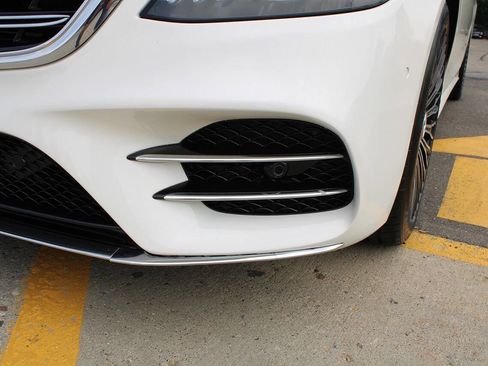 Used 2018 Mercedes-Benz S 560 4MATIC Sedan image 21