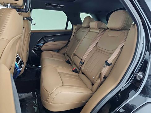 New 2026 Land Rover Range Rover Sport SE image 17
