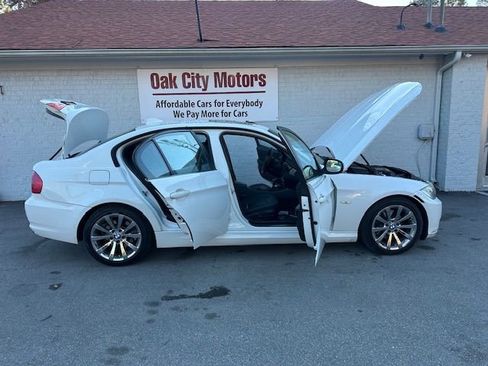 Used 2011 BMW 328i Sedan image 9