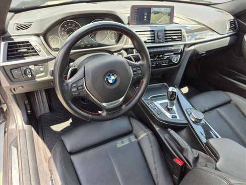 Used 2018 BMW 330e w/ Convenience Package RWD image 10