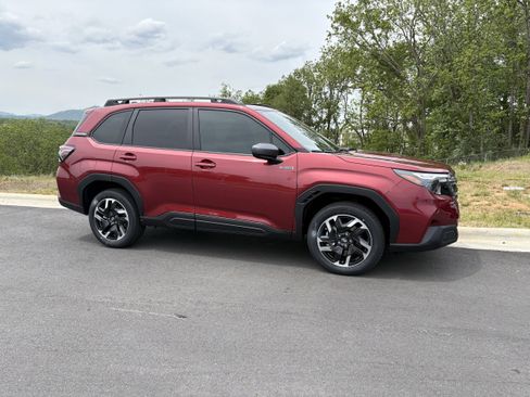 New 2026 Subaru Forester Touring AWD/4WD image 7