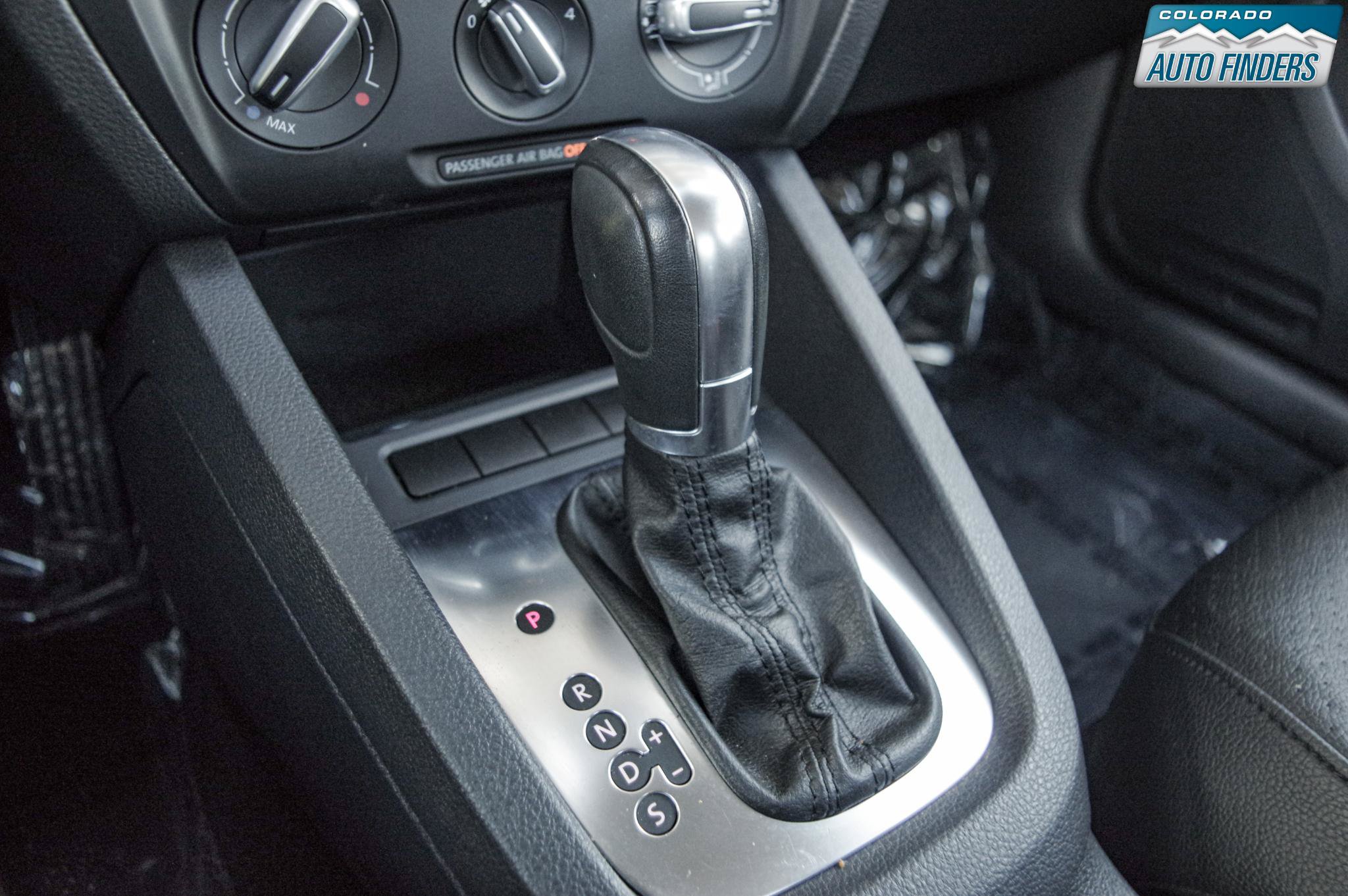 Used 2013 Volkswagen Jetta SE FWD image 18