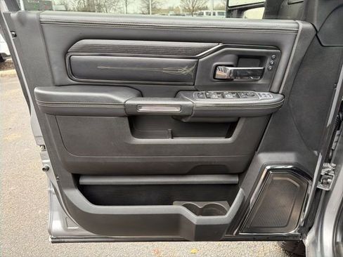 Used 2023 RAM 2500 Limited image 26