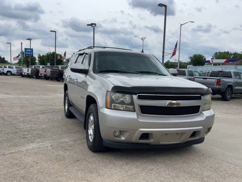 Used 2009 Chevrolet Tahoe LT AWD/4WD image 3