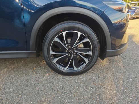 Used 2022 MAZDA CX-5 AWD 2.5 S w/ Premium Package image 12