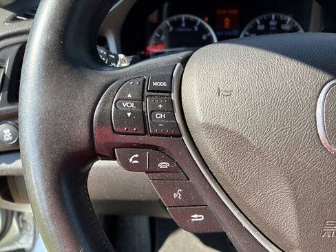 Used 2014 Acura ILX w/ Technology Package FWD image 13